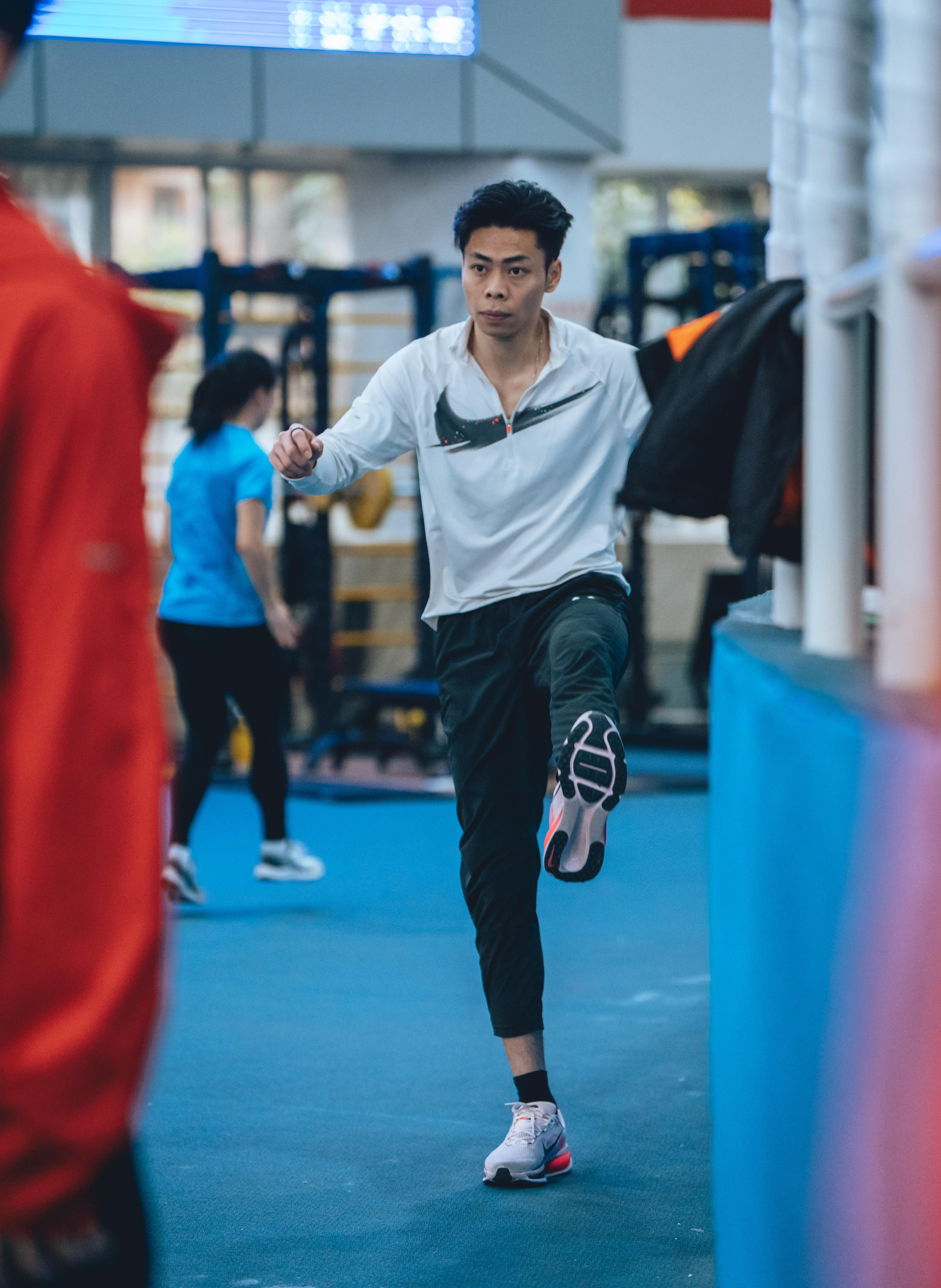 8a5ba9cbgy1ib25qbmel0j23344mox6s